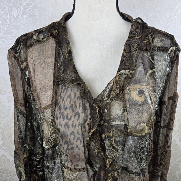 Chico's Size 2 (US Large) 100% Silk Animal Print Patchwork Blouse Ruffle Buttons - Picture 2 of 12